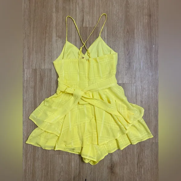 Yellow Sleeveless Wrap Dress Size M - Image 4