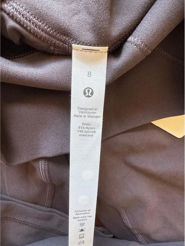 Lululemon Align High Rise 21” Black Granite Size 8 NWT - Image 6