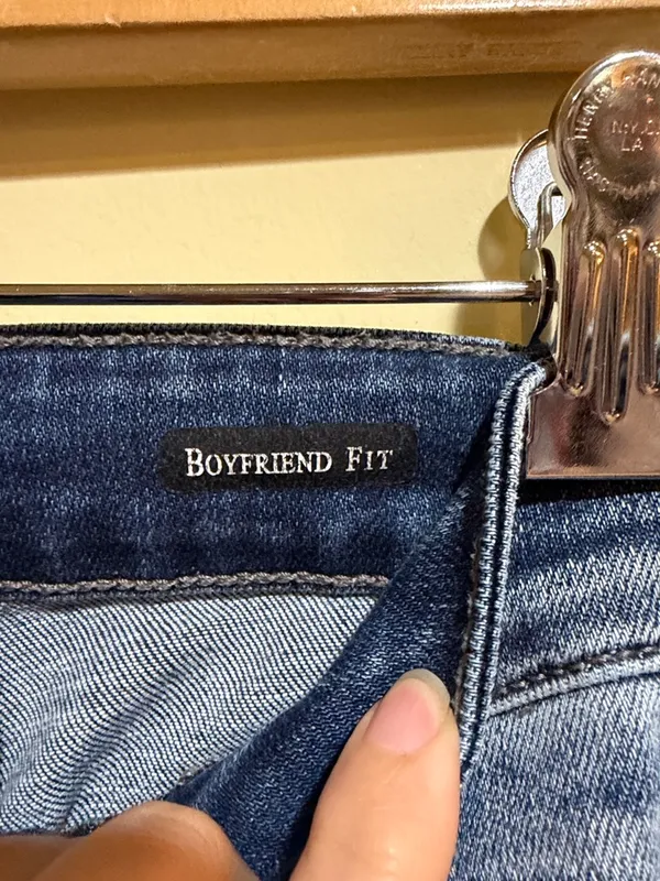 Women’s Judy Blue Boyfriend Fit Distressed Jeans - Image 3