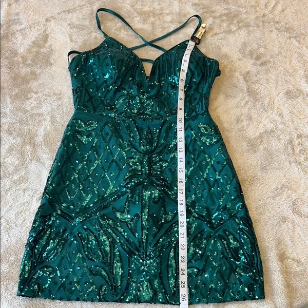 Lulu's Green Halter Bodycon‎ Dress - Image 6