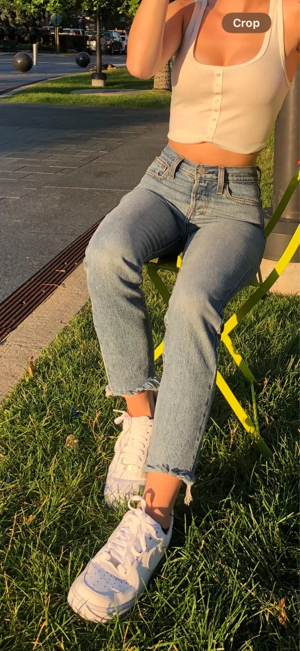 Levi’s Wedgie Straight Jeans - Image 4