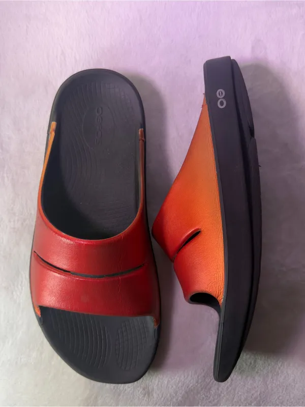 OOFOS Slide Sandal in Red-to-Orange Gradient with Black Sole - Image 6