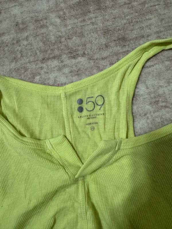 Splits 59 tank top size xs - Image 2