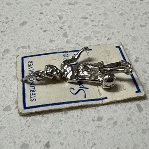 Vintage Estate Spencer‎ Co. 925 Sterling Silver Woman Playing Basketball Charm - Image 2