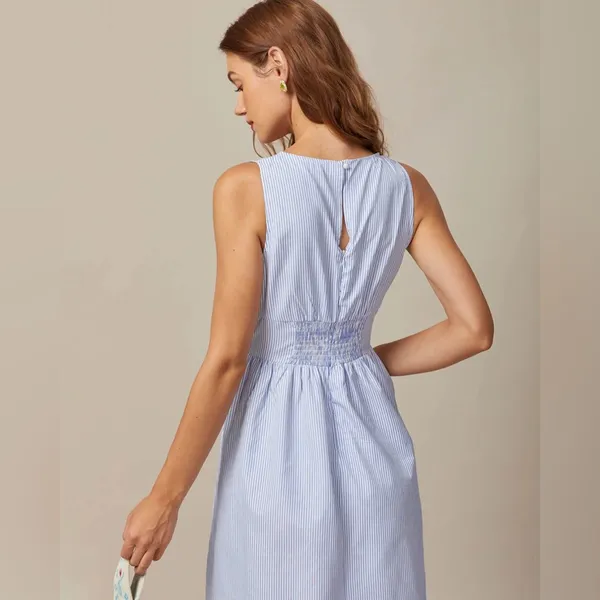 Rihoas Blue V Neck Shirred Striped Maxi Dress - Image 3