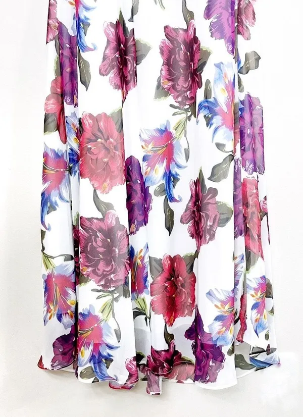 Descanso Maxi Dress in Lilac Floral - Image 7