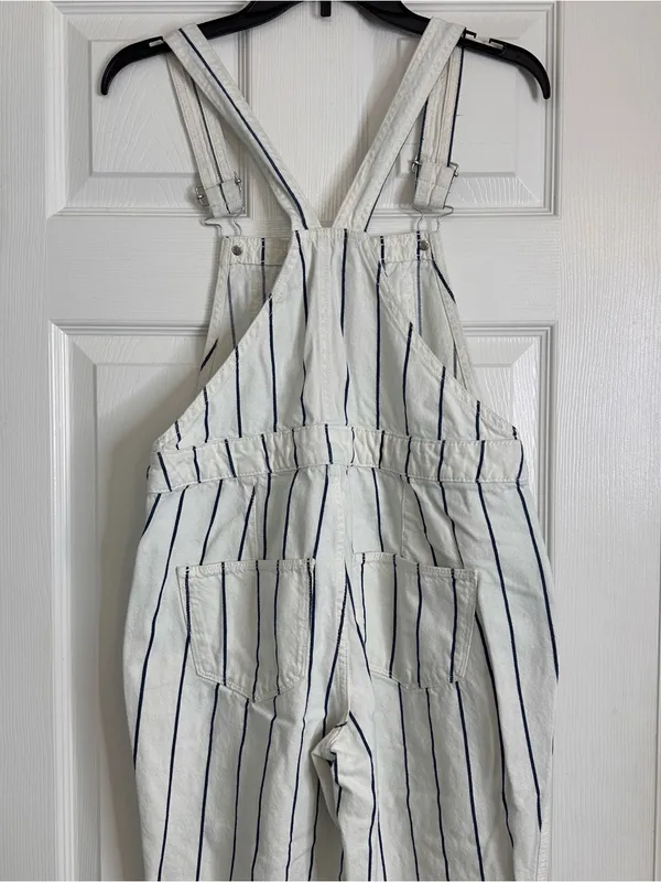 Universal Thread White Overalls with Blue Pinstripes Women’s Size XS (0) - Image 14