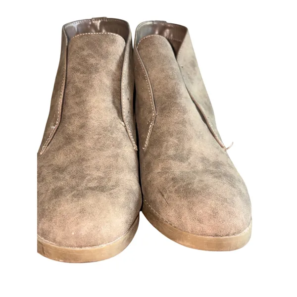 Indigo Rd. Taupe‎ Ankle Booties Women's Size 7.5M Slip On Casual - Image 2