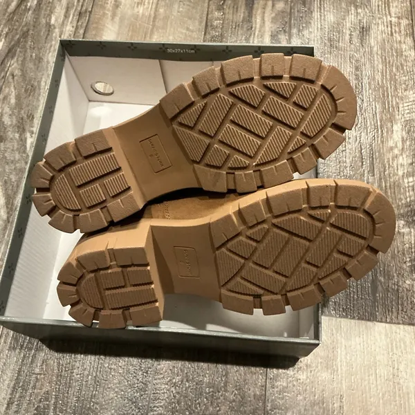 Sun + Stone Brown Winter Boots Size 8 Tan - Image 9