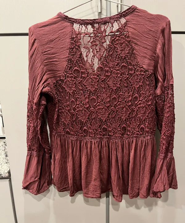 American Eagle Outfitters Shirt - Image 2