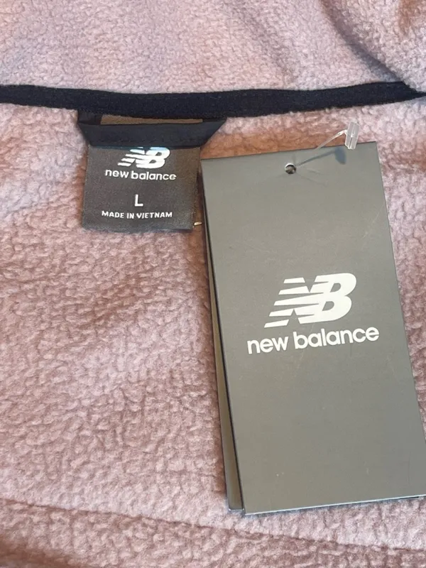 New Balance NWT Fleece Jacket Full Zip Logo Mauve Pink Gorpcore Streetwear L - Image 9