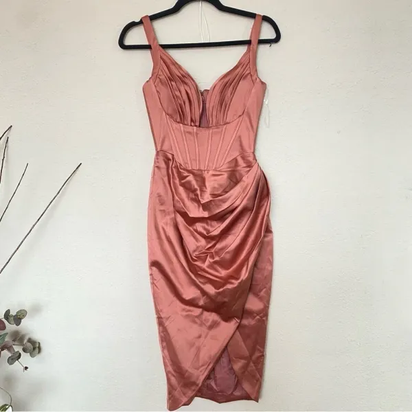 HOUSE OF CB‎ XS PLUS CUP ‘Faye’ Rose Satin Pleated Midi Dress NWOT - Image 5