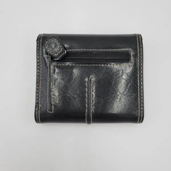 Liz Claiborne Women's Wallet One Size Black Leather Stitch Tri Fold Back Zip - Image 2