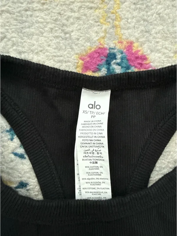 Alo Yoga Tank Top - Image 2