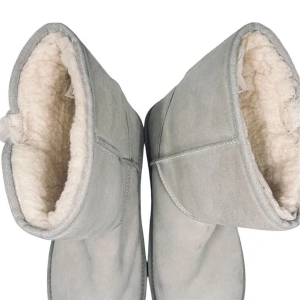 Koolaburra by UGG Boots Gently used, with Original Box - Image 8