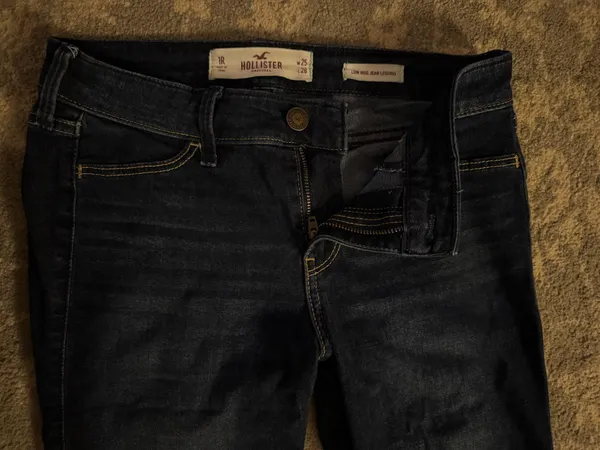 Hollister Low-Rise Jean Leggings - Image 3