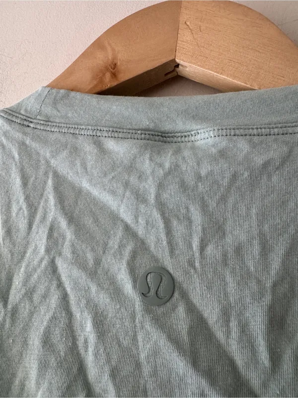 Lululemon Cinch It Up Mint Green Tank Top Size 6 - Image 7