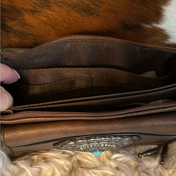 New Tony Lama Western Brown Crossbody Bag with Embellished Concho Design - Image 9
