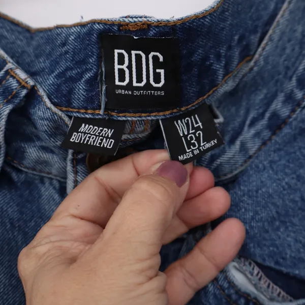 BDG Urban Outfitters Modern Boyfriend Jeans Medium Wash Blue W24 L32 High Rise - Image 3