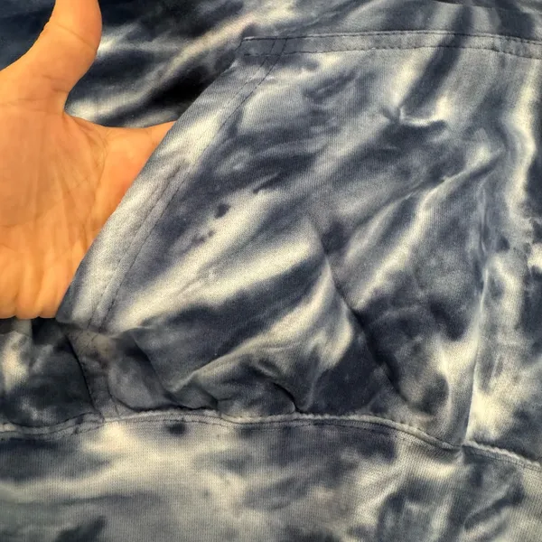 NWT XL Tie-dyed lightweight Hoodie “Luray Taverns, VA” - Image 5