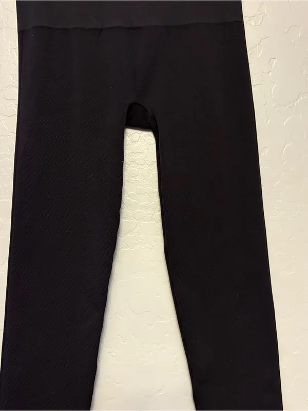 Spanx look at me now seamless leggings in black size large - Image 11