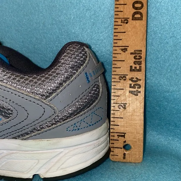 NEW BALANCE leather mesh memory foam lace up gray blue sneakers size 9.5 - Image 8