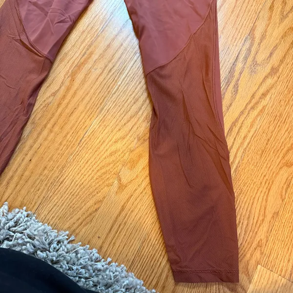 ⭐️lululemon athletica Women's Leggings in Rust Brown (Size 6) - Image 8