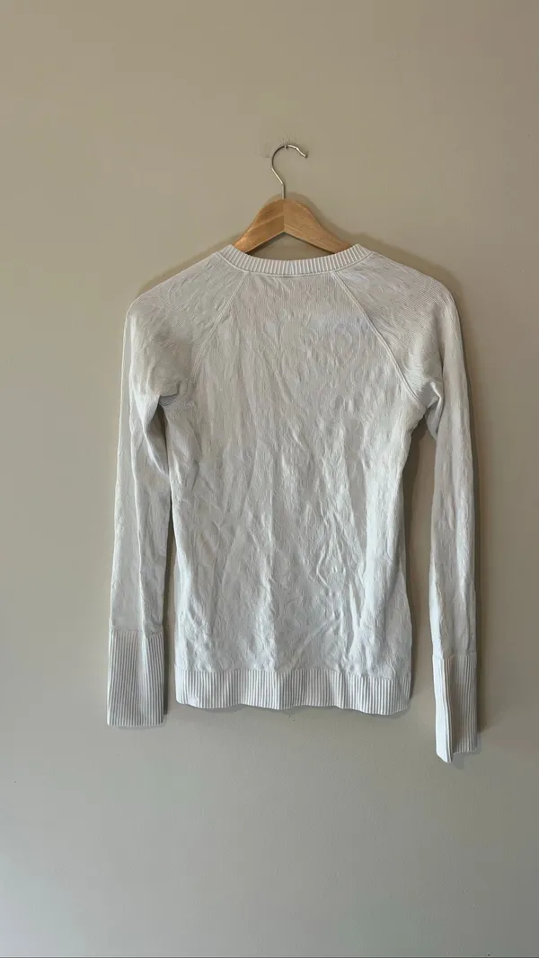 Lululemon White Rest Less Pullover Floral Jacquard Thumbhole Long Sleeve Top Siz - Image 4