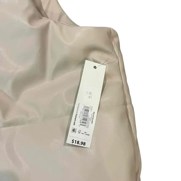 NWT No Boundaries Women's Ivory Faux Leather Puffer Button Front Vest‎ Size XXL - Image 3