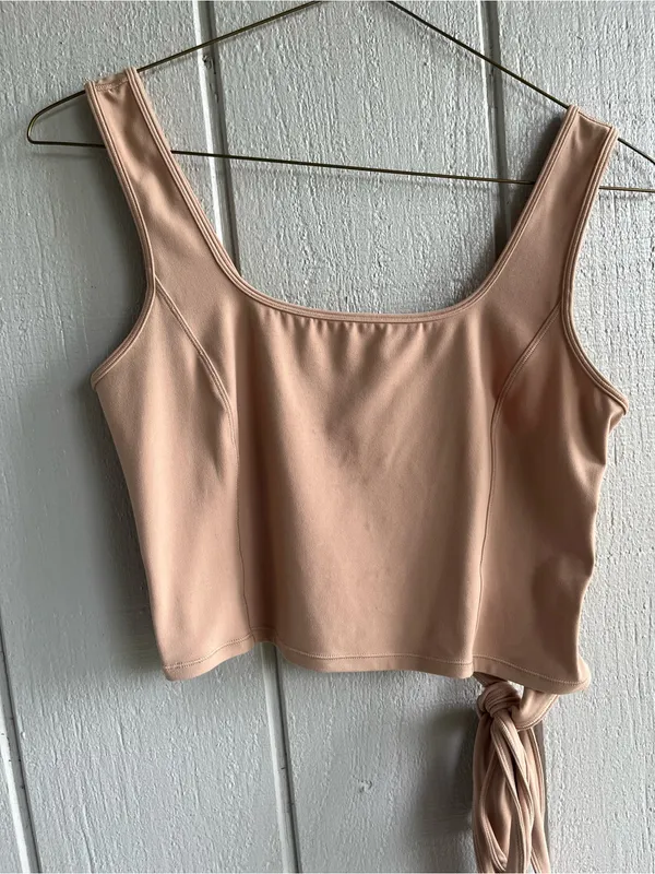 Lululemon Get Centered‎ Crop Tank Tie Waist in Beech Wood Beige Tan Nude Size 8 - Image 4