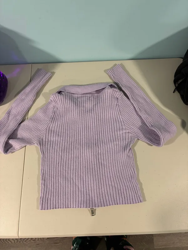 Forever 21 Women's Lavender Purple Ribbed Long Sleeve Zip-Up Collared Sweater - Image 3