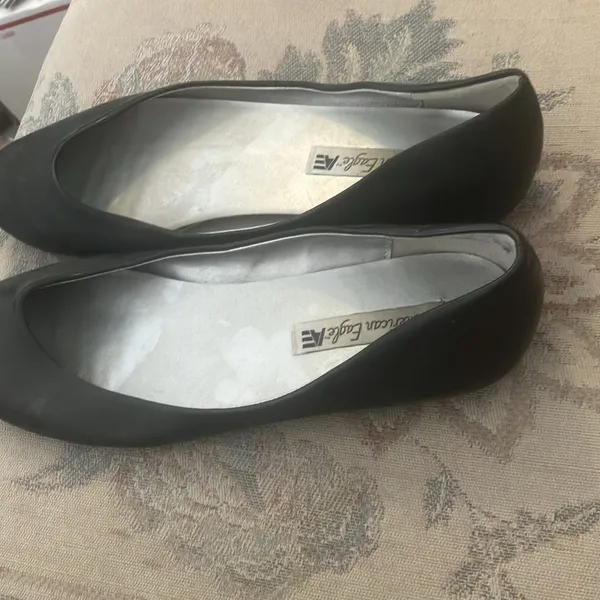 FINAL MARKDOWN American eagle outfitters flats 8 1/2 - Image 3