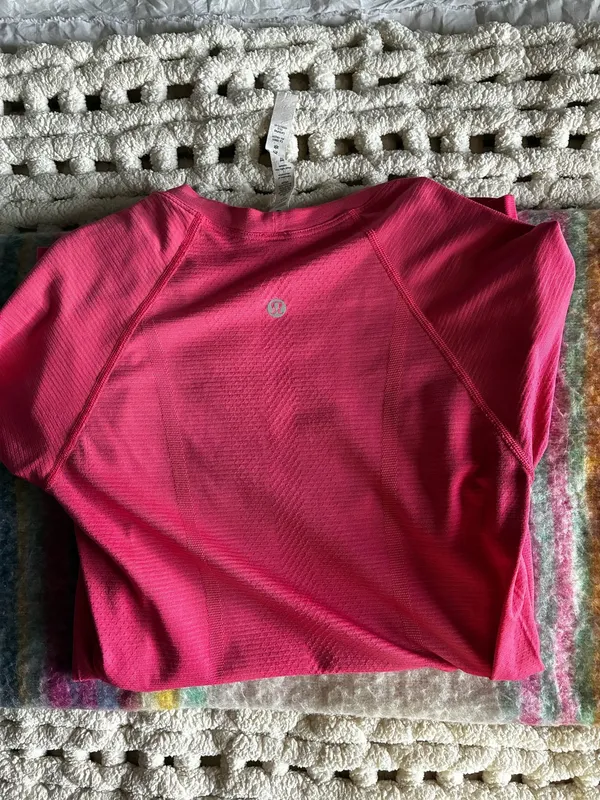 Lululemon Swiftly Short Sleeve - Image 3