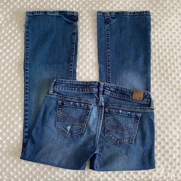 American Eagle Bootcut Flared Low rise Y2k Jeans - Image 2