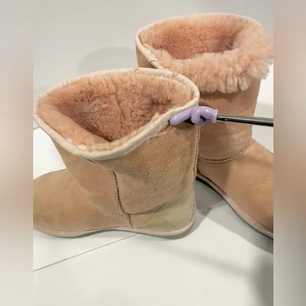 UGG Australia Classic Short Boot Pink Shearling Suede Women’s 8 - Image 5
