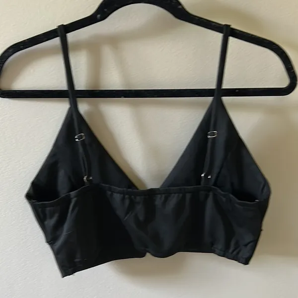 Black Crop/Halter Top Size L - Image 2