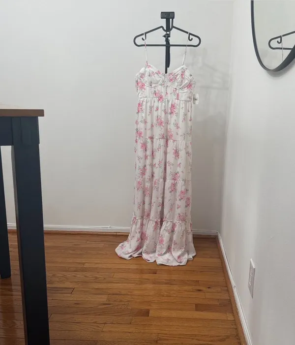 State Altar'd Dress - Image 3