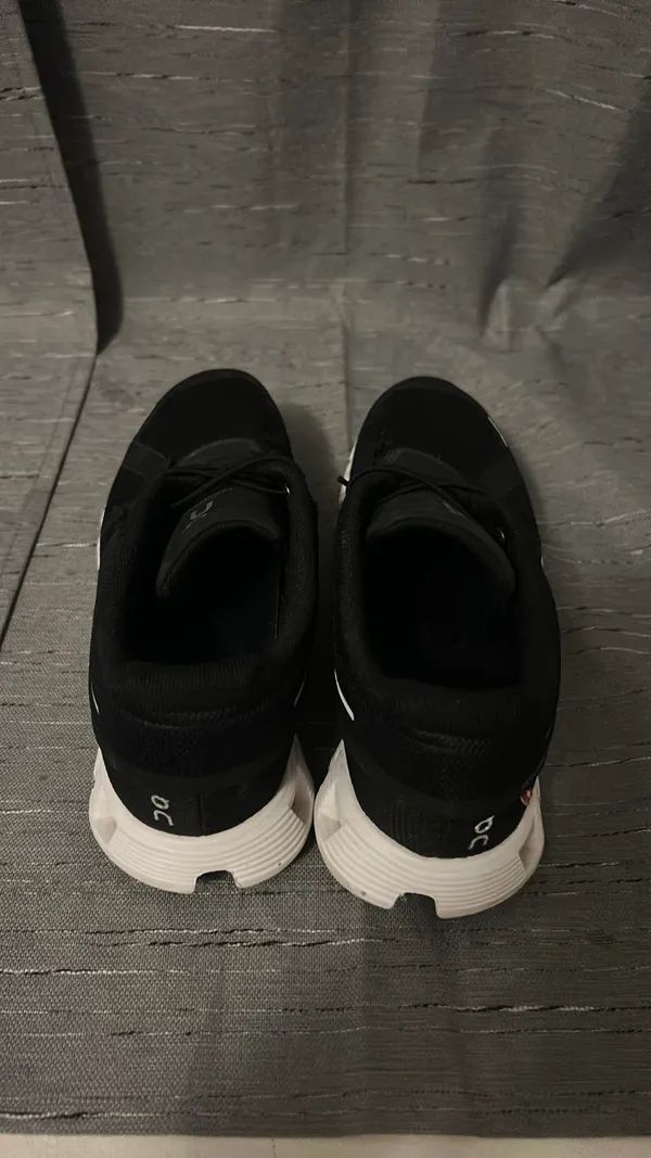 On Cloud Shoes - Image 7