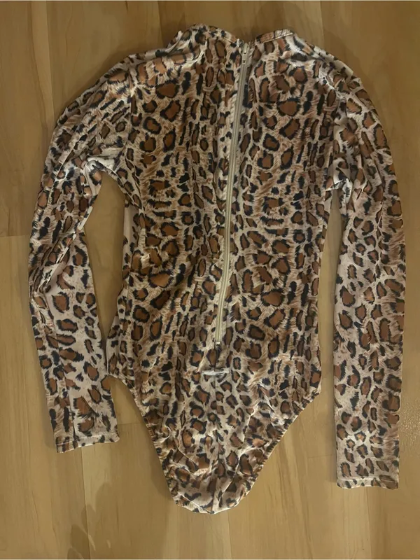 Leopard Cat Print Bodysuit Long Sleeve Plunging Neck Y2K Costume XS/S - Image 4