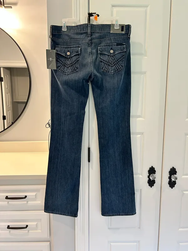 7 Jeans For All Mankind Women’s size 31 - Image 2
