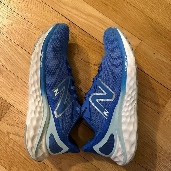 New Balance® Fresh Foam Arishi v4 Women's Shoes - Image 3