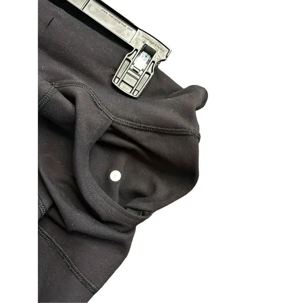 Lululemon stand grounded yoga pants black size 6 -32” in seam lulu long pants m - Image 4