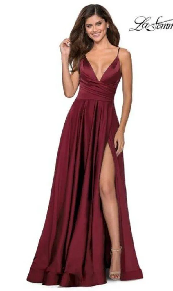 LA FEMME Satin Ballgown in Wine Size US 10 - Image 2