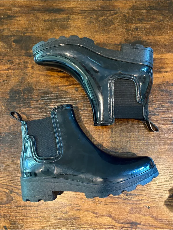 Lucky Brand Black Glossy Chelsea Rain Boots Size 8‎ - Image 2