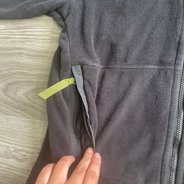 Vintage women’s Patagonia Zip Up Fleece - Image 3