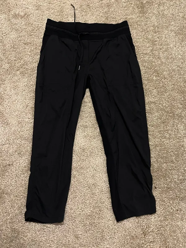 Lululemon Dance studio mid rise crop 25” black 10 - Image 4