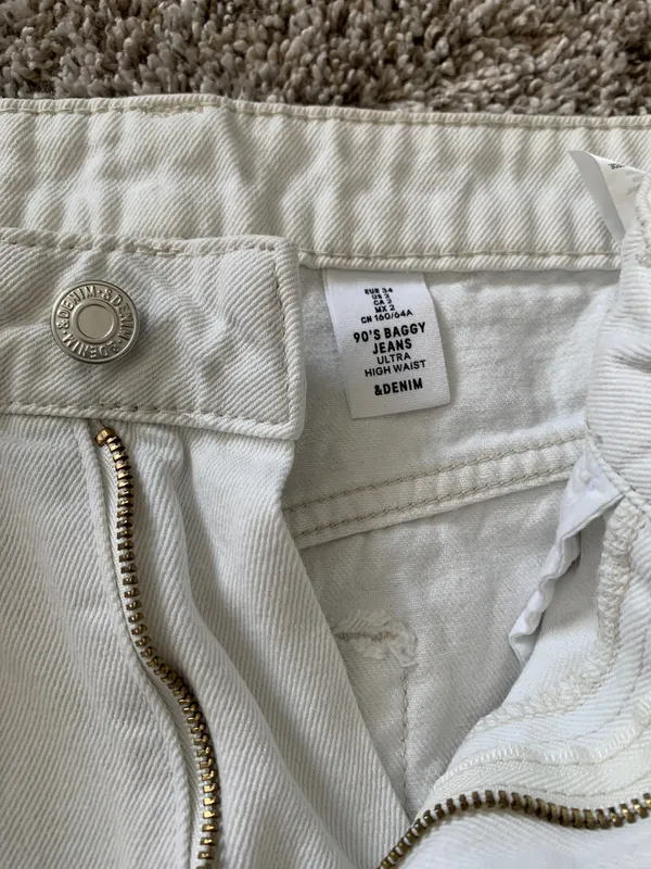 H&M White 90s Baggy Jeans - Image 3