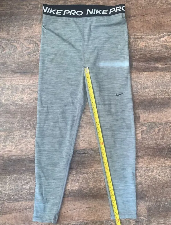 Nike PRO Leggings Women’s Size Medium Grey/Black - Image 9