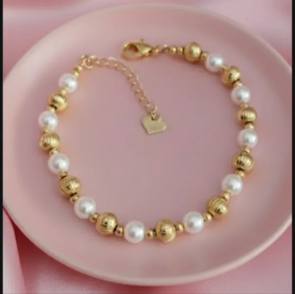 Elegant 18K Gold Filled and lab Pearl Bracelet Tarnish Free Made In Italy - Image 4