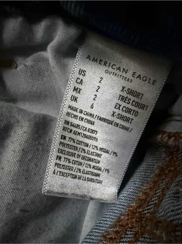 American Eagle Light Blue Mom Jeans - Image 4